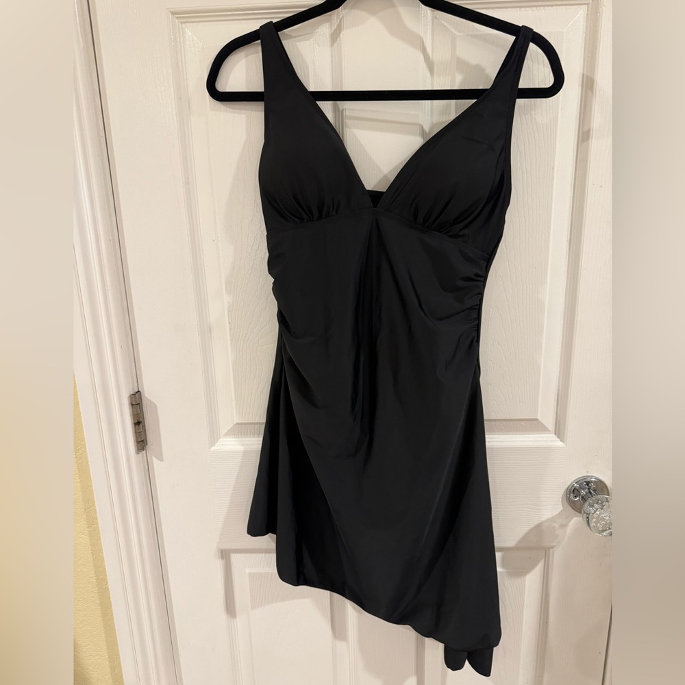 BATHING SUIT - NO TAGS NEVER WORN